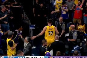 开云APP-库里焦点对战，东契奇与60激战德国队分钟，败北胜负难料！-开云APP