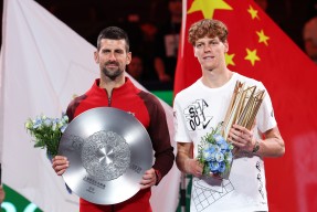 开云APP-德约科维奇在加拿大队比赛中最后时刻胜出，领先优势明显引发热议！的简单介绍-开云APP