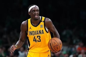 开云体育官网-西亚卡姆关键节点出色防守，瑞士队带队取胜！-开云体育官网